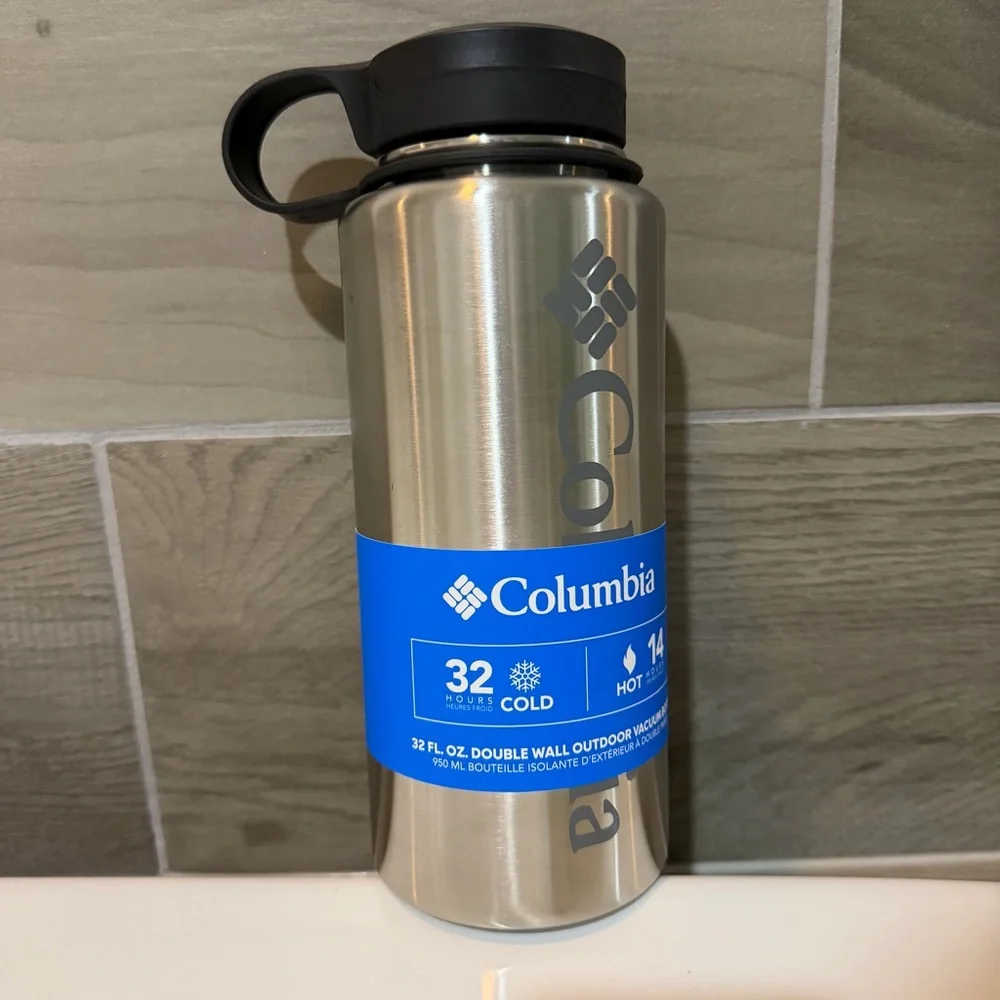 Columbia Double-Wall Outdoor Vacuum Bottle - 32 ounces - Picture 1 of 2